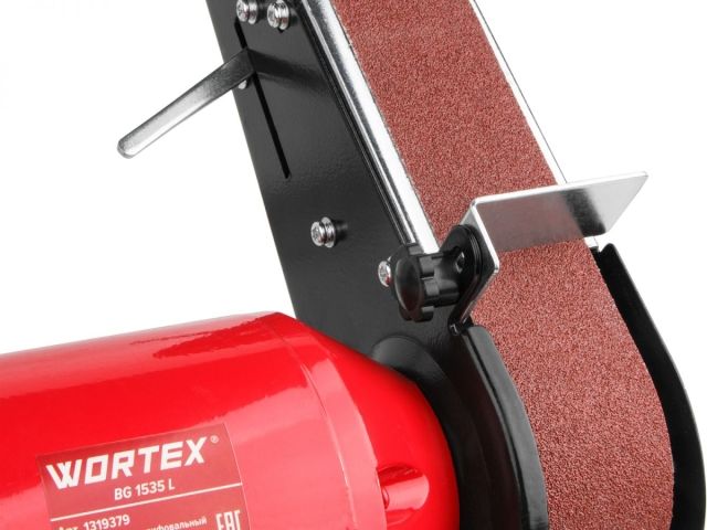 Станок точильно-шлифовальный WORTEX BG 1535 L в кор. 250 Вт, 150 мм, лента 685х50 мм, подсветка (250 Вт, 2950 об/мин, лента 685х50 мм, круг 150х20х12, 