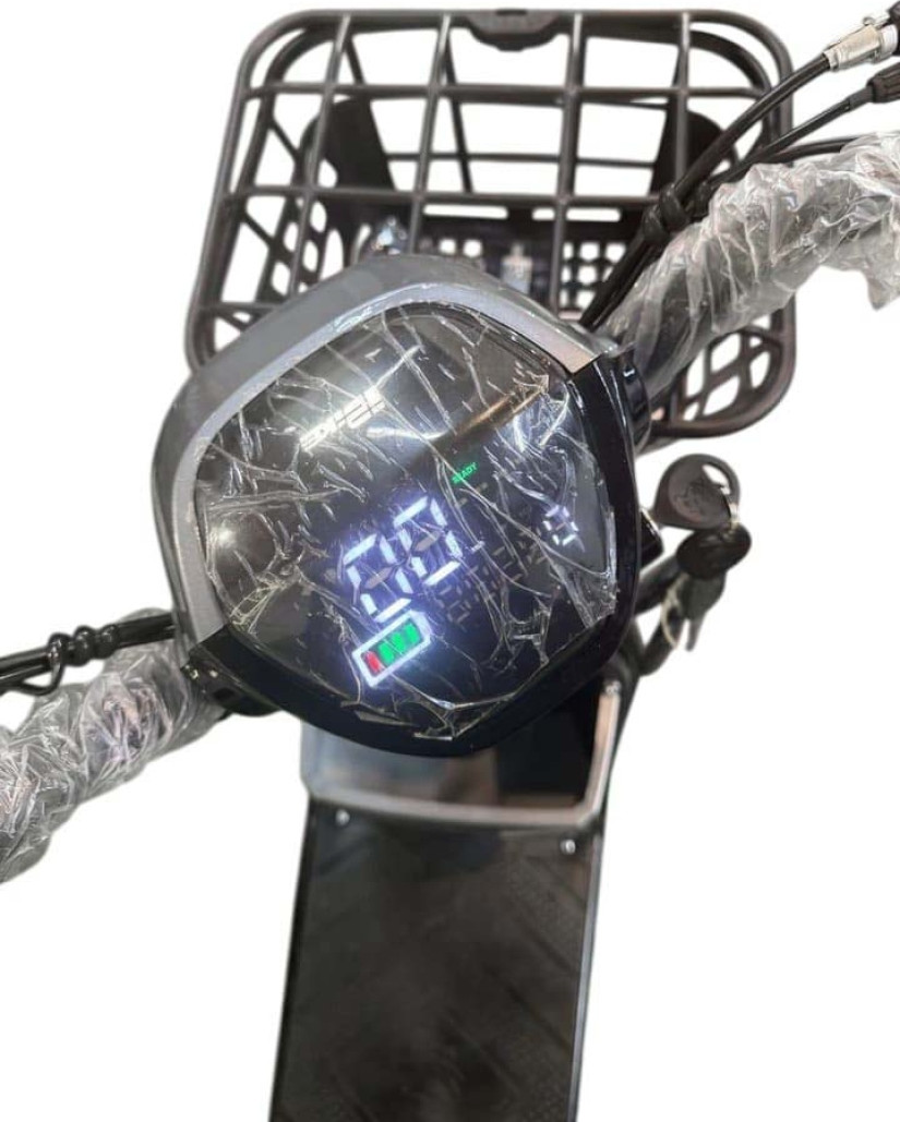 Электроскутер Nova EC-03 серый (без цепи)