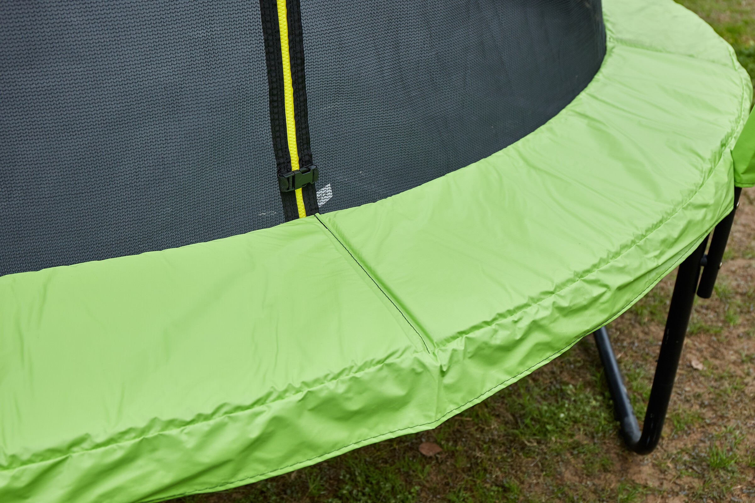 Батут Atlas Sport 374 см (12ft) с внутренней сеткой и лестницей GREEN