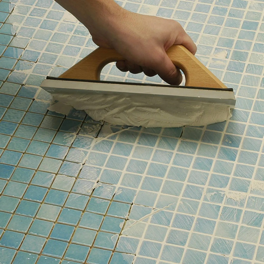 Фуга эластичная водостойкая Тайфун Elastic №216 красная 2 кг